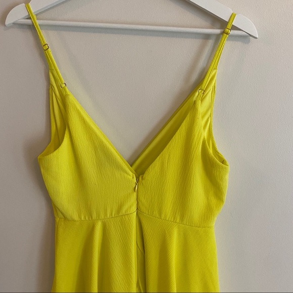 Revamped Faux Wrap Plunge Neckline Skater Dress - Picture 3 of 6